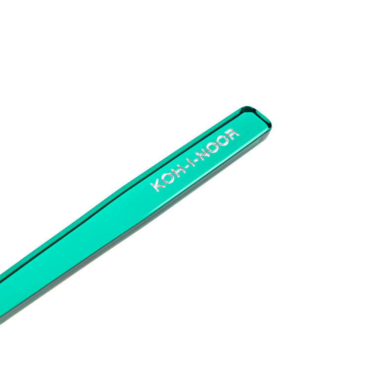 COLORFUL TOOTHBRUSH WITH NYLON BRISTLES - HARD
