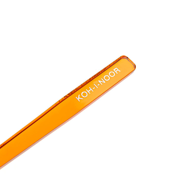 COLORFUL TOOTHBRUSH WITH NYLON BRISTLES - HARD